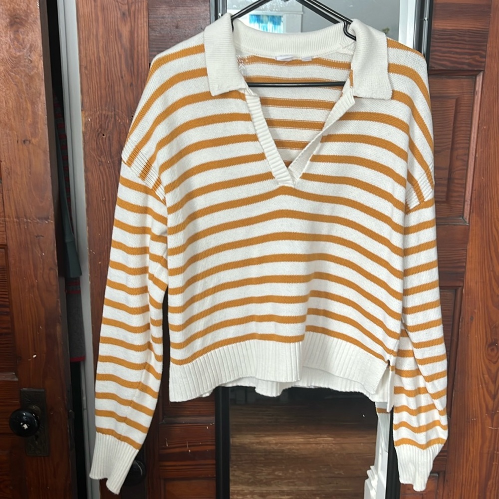 GAP Women's Long Sleeve Collared White & Yellow Striped Sweater Blouse Size M